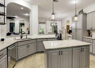 409 Holly Forest Drive, Conroe, TX 77384