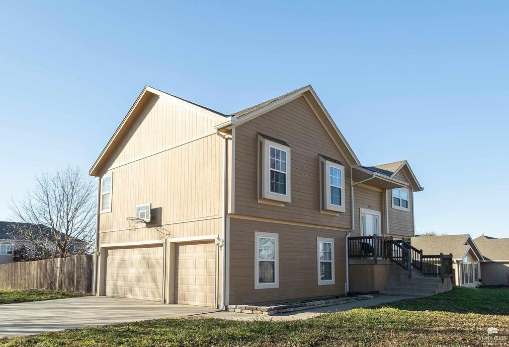 2703 Valley Drive, Junction City, KS 66441