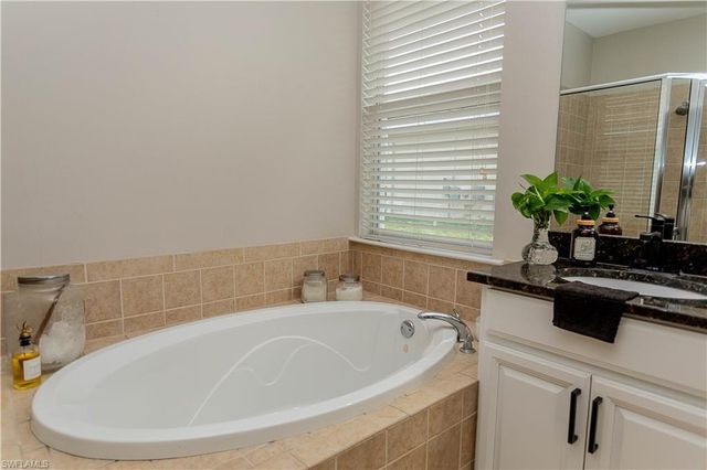 2419 Ashbury CIR, Cape Coral, FL 33991