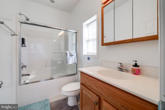 107 VIRGINIA AVE, Shenandoah, VA 22849