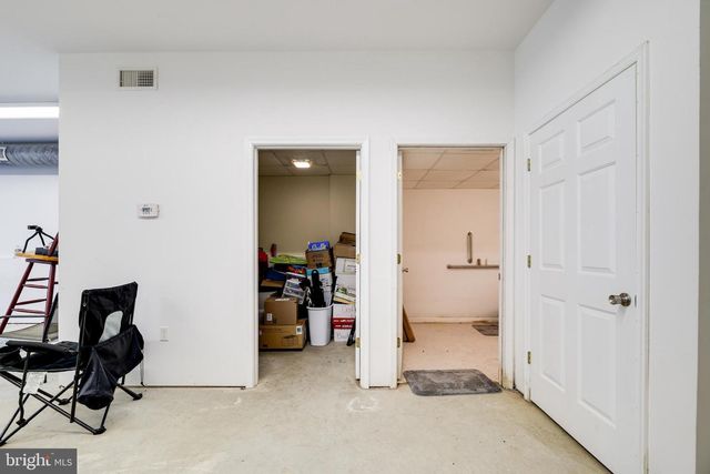 107 VIRGINIA AVE, Shenandoah, VA 22849