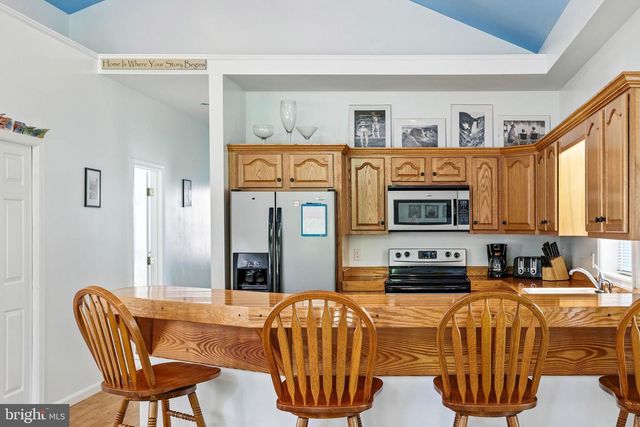 107 VIRGINIA AVE, Shenandoah, VA 22849