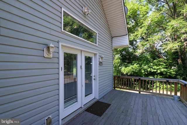 107 VIRGINIA AVE, Shenandoah, VA 22849