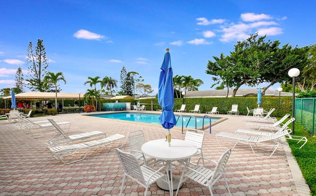 1140 Mahogany Way 204, Delray Beach, FL 33445