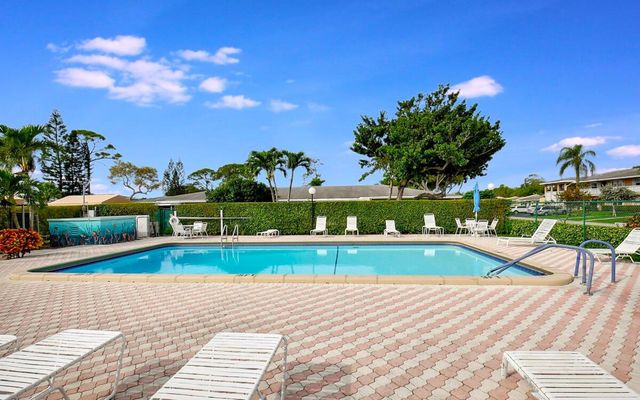1140 Mahogany Way 204, Delray Beach, FL 33445