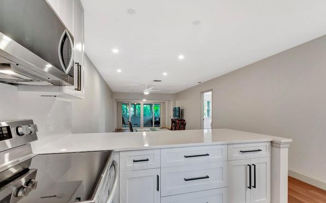 1140 Mahogany Way 204, Delray Beach, FL 33445