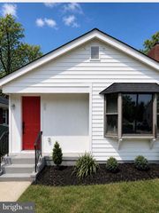 506 6TH ST, Roebling, NJ 08554