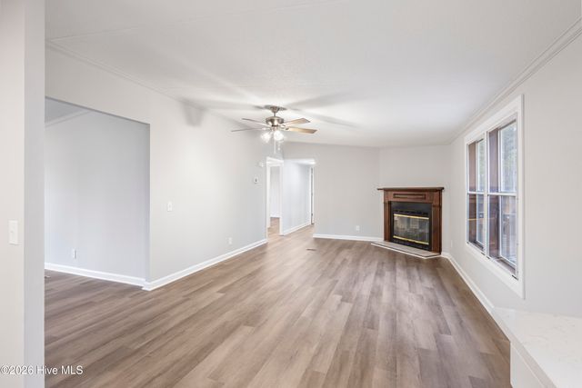 235 Meadowfield Circle, Aberdeen, NC 28315