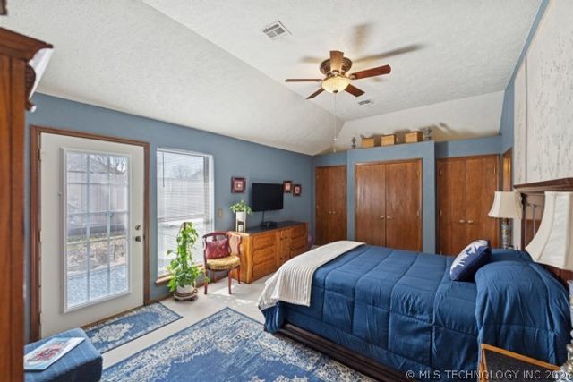 9908 N 107th East Avenue, Owasso, OK 74055