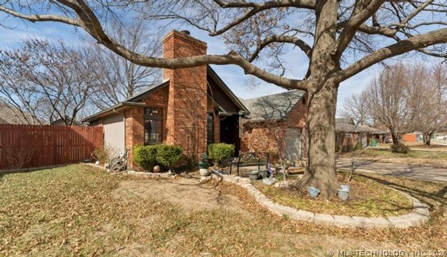 9908 N 107th East Avenue, Owasso, OK 74055