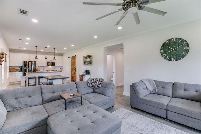 265 Mashburn Road, Roopville, GA 30170