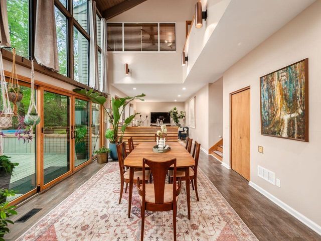 5303 Grosbeak Glen, Orient, OH 43146