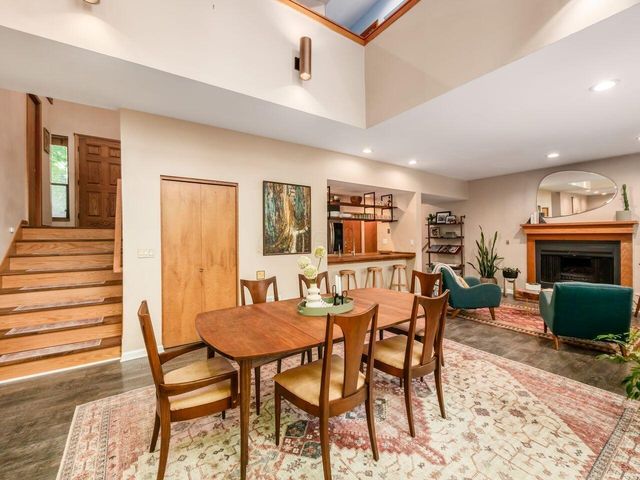 5303 Grosbeak Glen, Orient, OH 43146