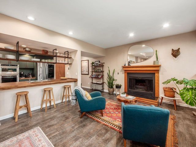 5303 Grosbeak Glen, Orient, OH 43146