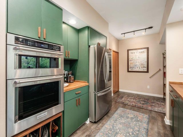 5303 Grosbeak Glen, Orient, OH 43146