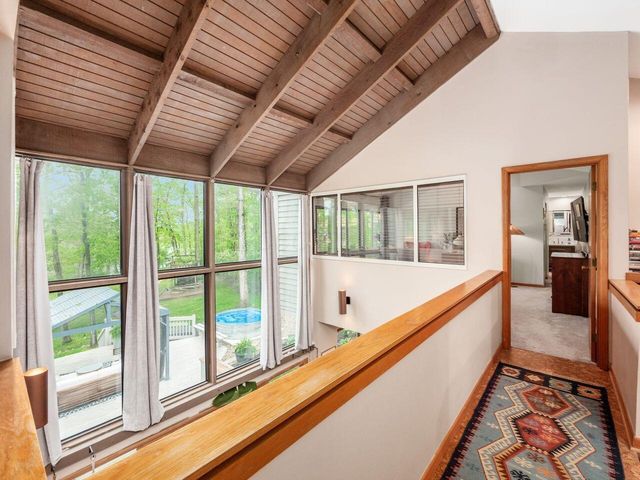5303 Grosbeak Glen, Orient, OH 43146