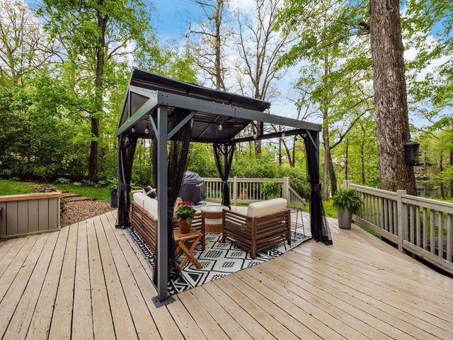 5303 Grosbeak Glen, Orient, OH 43146