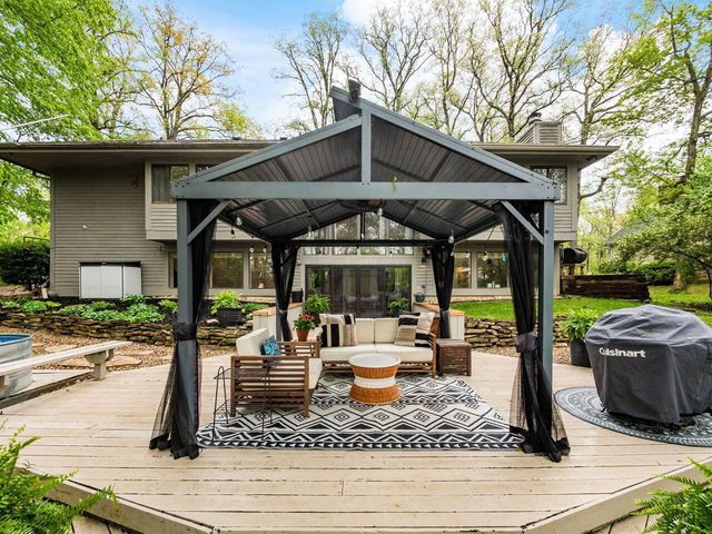 5303 Grosbeak Glen, Orient, OH 43146