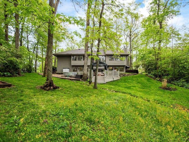 5303 Grosbeak Glen, Orient, OH 43146