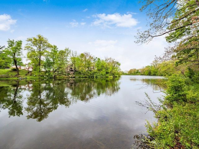5303 Grosbeak Glen, Orient, OH 43146