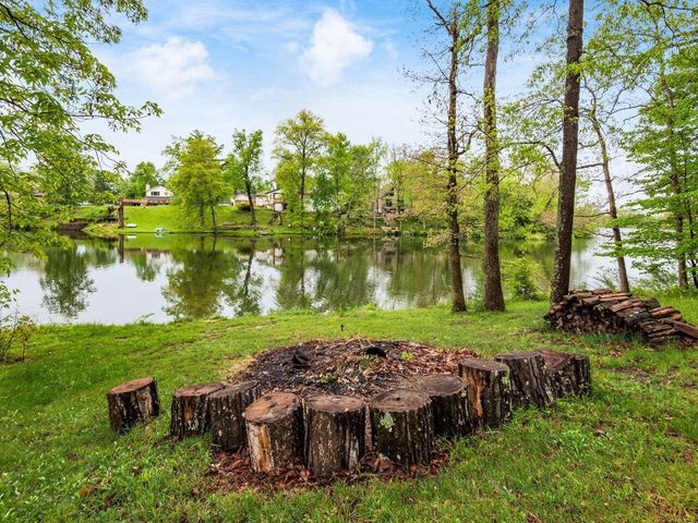 5303 Grosbeak Glen, Orient, OH 43146