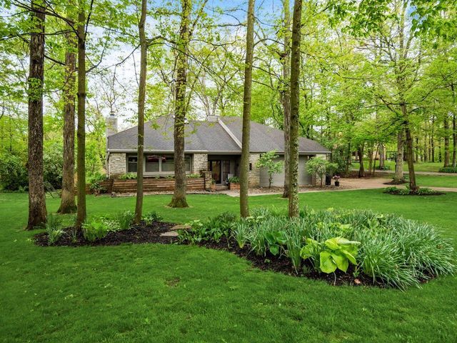 5303 Grosbeak Glen, Orient, OH 43146