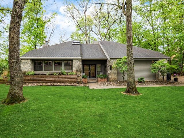 5303 Grosbeak Glen, Orient, OH 43146
