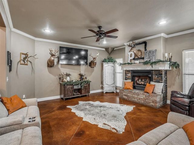 30365 Buck Lane, Mcloud, OK 74851