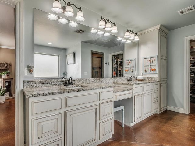 30365 Buck Lane, Mcloud, OK 74851