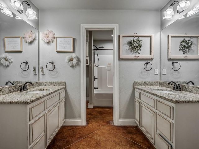 30365 Buck Lane, Mcloud, OK 74851
