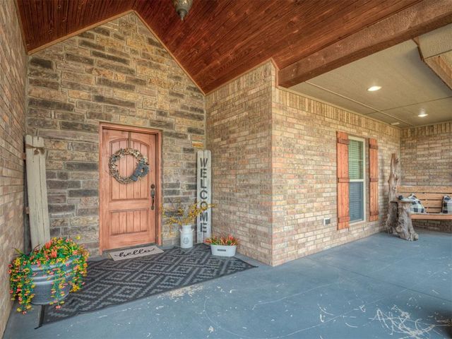 30365 Buck Lane, Mcloud, OK 74851