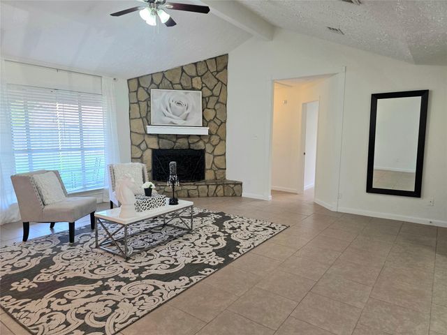10103 King Ranch Lane, Sugar Land, TX 77498