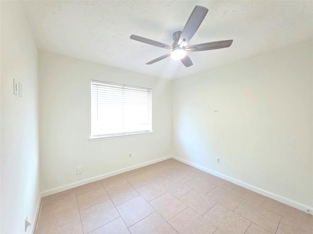 10103 King Ranch Lane, Sugar Land, TX 77498
