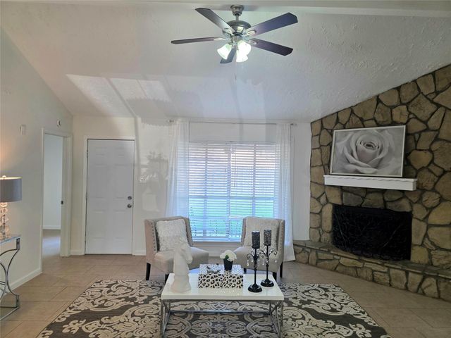 10103 King Ranch Lane, Sugar Land, TX 77498