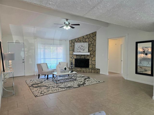10103 King Ranch Lane, Sugar Land, TX 77498