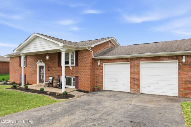 225 Melwood Dr, Shepherdsville, KY 40165