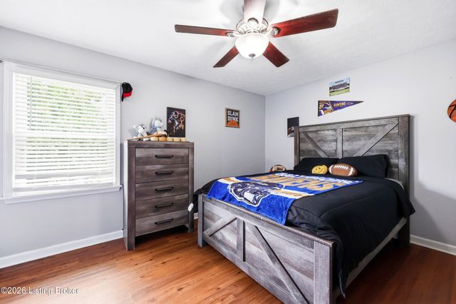 225 Melwood Dr, Shepherdsville, KY 40165