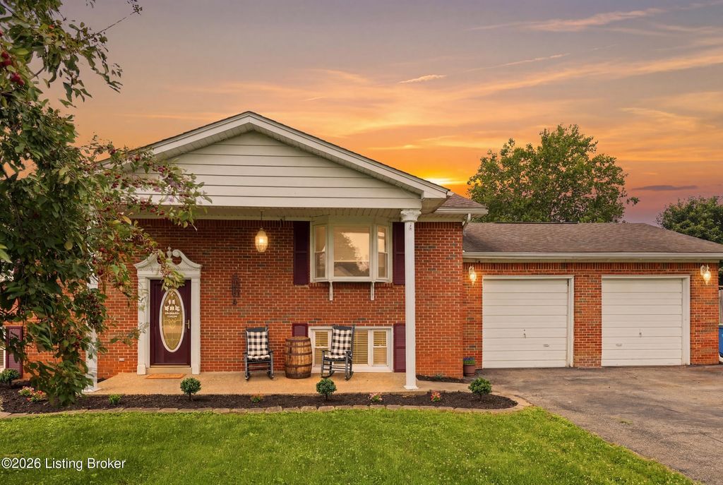 225 Melwood Dr, Shepherdsville, KY 40165