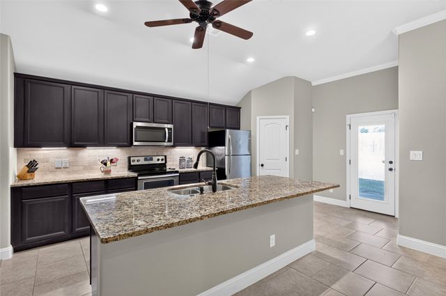 2304 Southridge Lane, Sherman, TX 75092