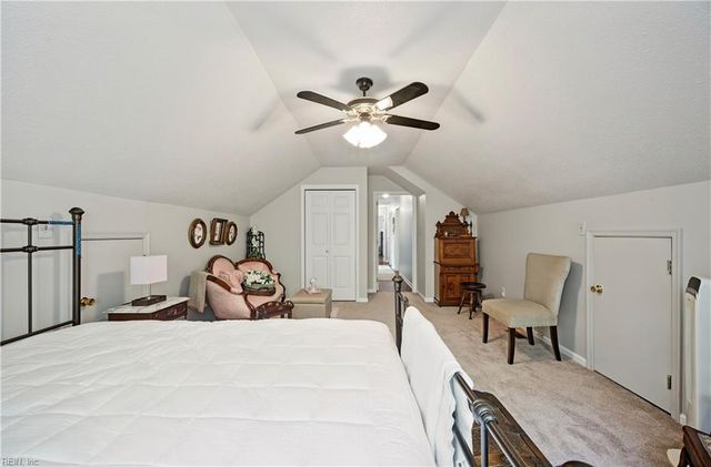 5 Kramer CT, Hampton, VA 23664