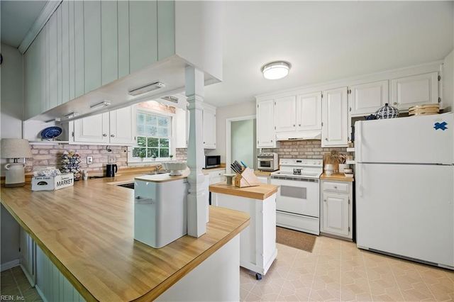 5 Kramer CT, Hampton, VA 23664