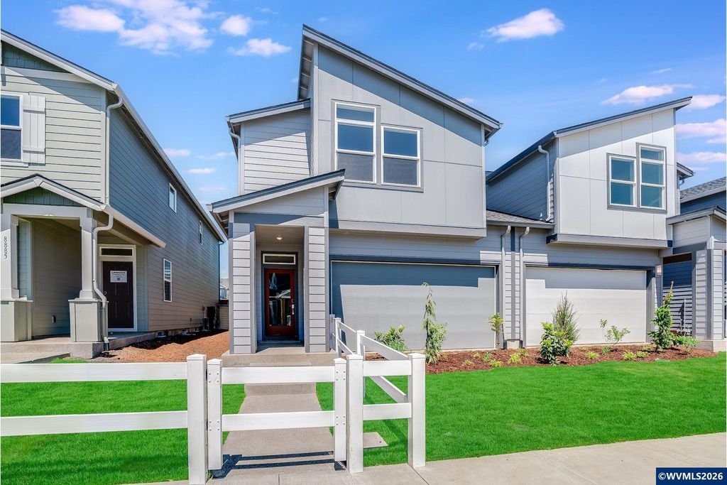 8875 SW Mohegan Ln, Tualatin, OR 97062