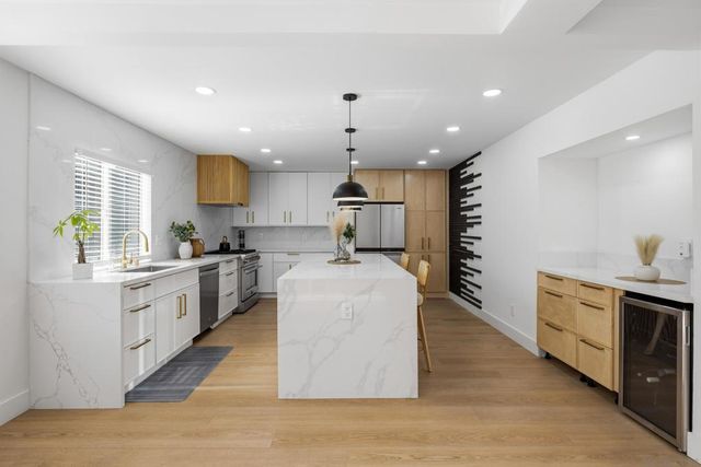 4716 Murat Pl, San Diego, CA 92117