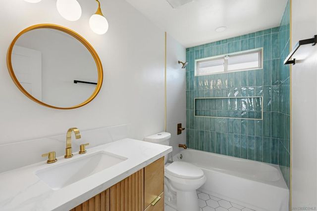 4716 Murat Pl, San Diego, CA 92117