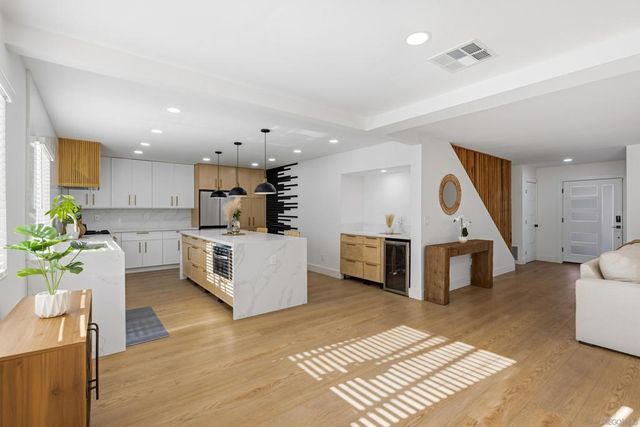 4716 Murat Pl, San Diego, CA 92117