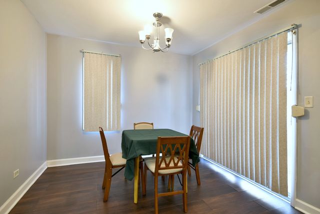 9831 S Karlov Avenue, Oak Lawn, IL 60453