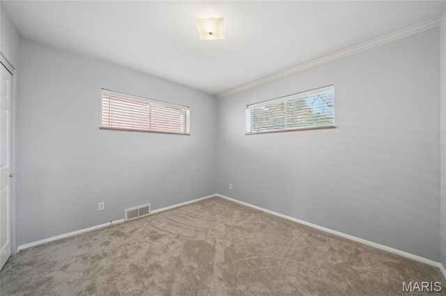 1122 Grandview Place, St Louis, MO 63139