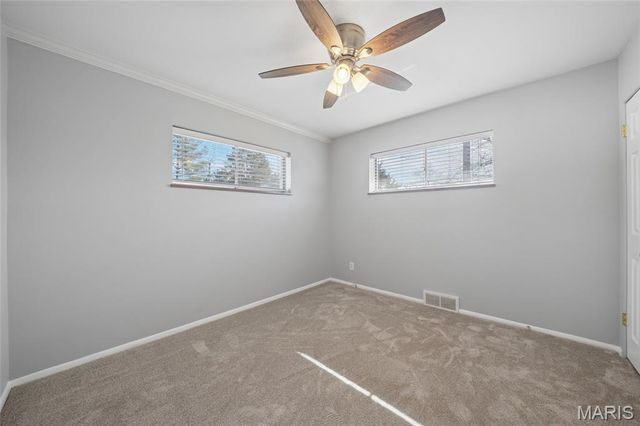 1122 Grandview Place, St Louis, MO 63139