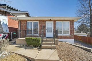 1122 Grandview Place, St Louis, MO 63139