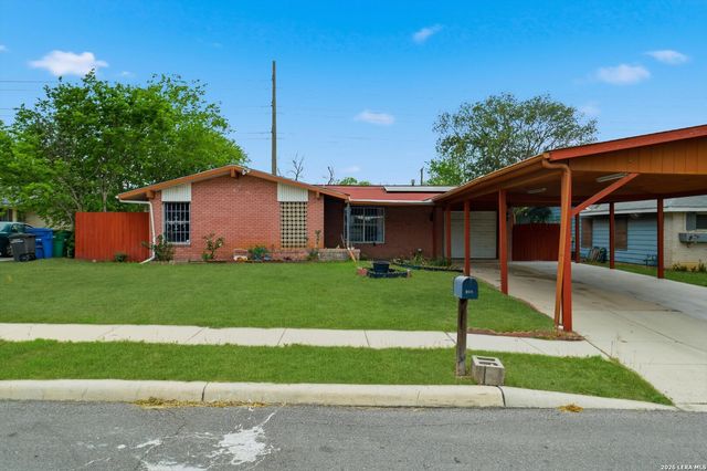 2211 Palomino Dr, San Antonio, TX 78227